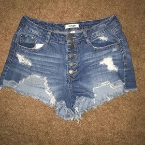 Cut off shorts